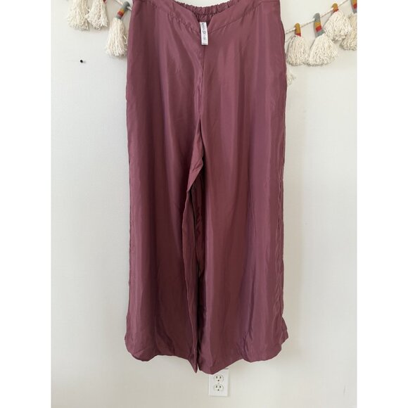 Athleta Calm Cool Relaxed Palazzo Pull On Satin Pant Berry Pink Lounge Sleepwear - Picture 6 of 7